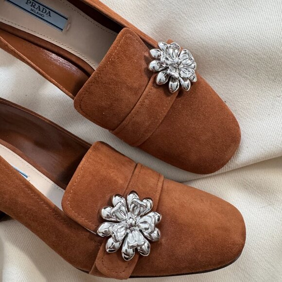 PRADA Ornament-embellished Suede Loafer Pump In Palissaedro, size 40 - Picture 2 of 8